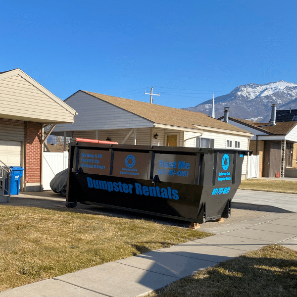 Comparison of 15-yard and 20-yard roll-off dumpsters